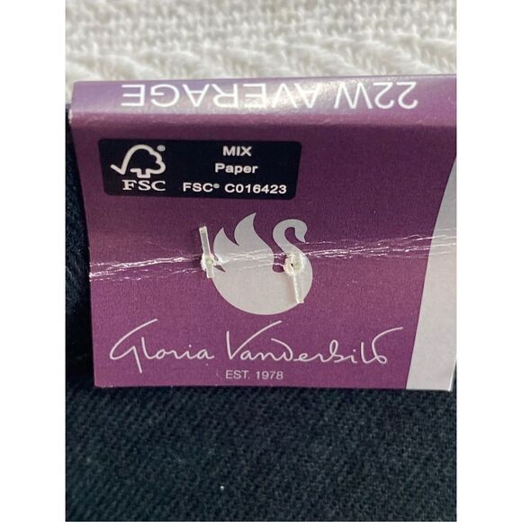 Gloria Vanderbilt 22W Average Amanda Essential Stretch Black Jeans - Picture 6 of 12